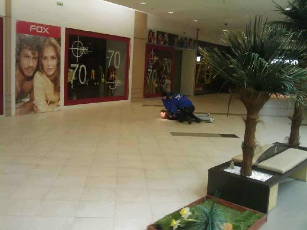 Maine, la ProMotor, 12:00: Jaf la mall-ul mare! Bonnie si Clyde in varianta Vintila si Fiesta!_6