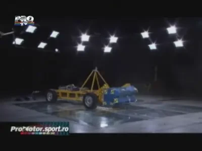 Volvo face primul Crash Test din istorie cu o masina electrica!