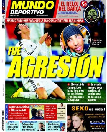 Clipul care a declansat un razboi intre ziarele din Spania! Cum a lovit Messi cu cotul si a scapat fara rosu!_4