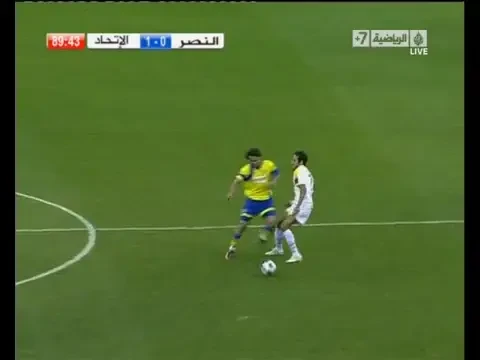 VIDEO / A ratat un cot in figura! Ar trebui sa ia lectii de la Ronaldo? :)