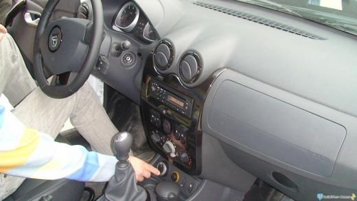 FOTO / Primele poze cu interiorul Daciei Duster! Ce s-a schimbat fata de Logan?_3