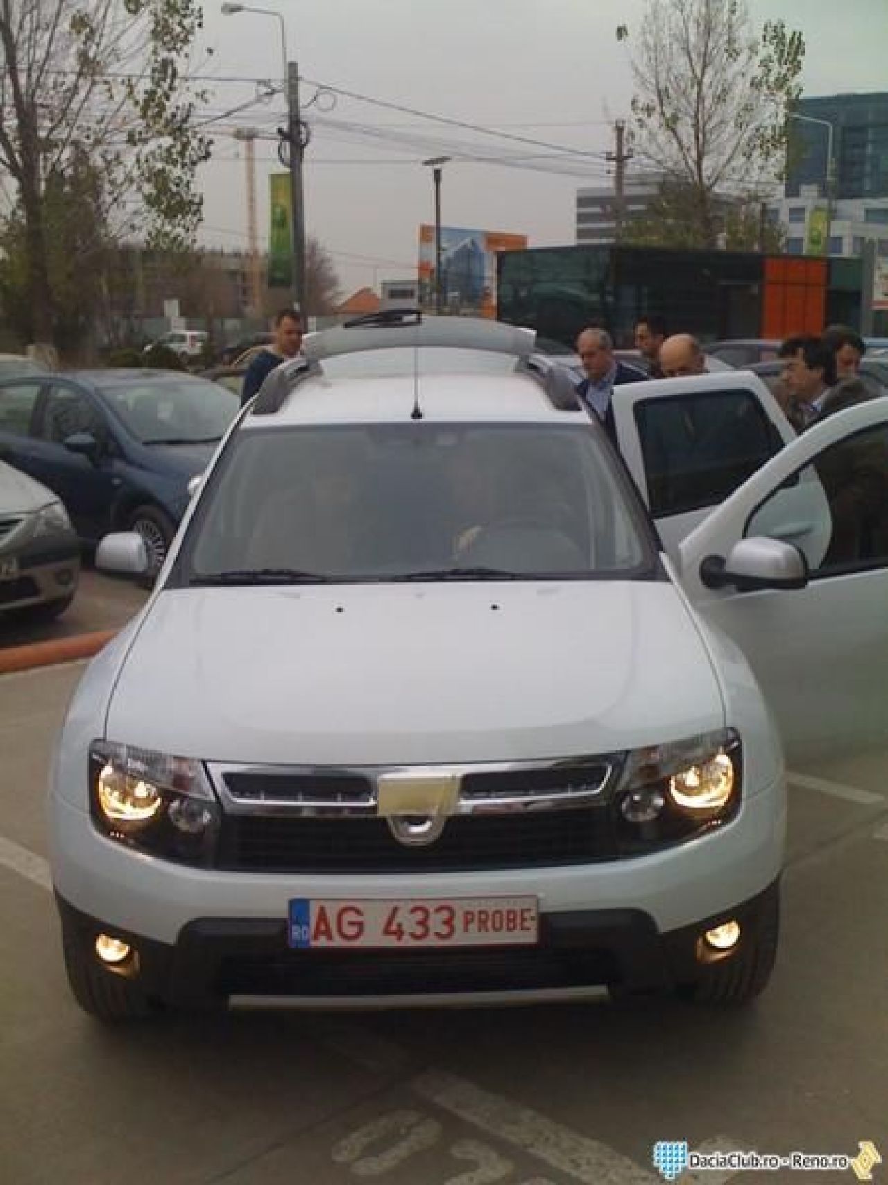 FOTO / Primele poze cu interiorul Daciei Duster! Ce s-a schimbat fata de Logan?_11