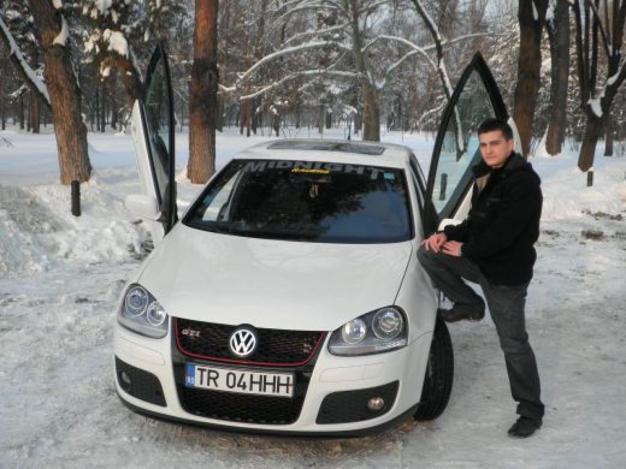 Sambata, ora 12.00, la ProMotor: Lorena Trica, intre Dacie si BMW X3!_15