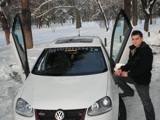 Sambata, ora 12.00, la ProMotor: Lorena Trica, intre Dacie si BMW X3!_16