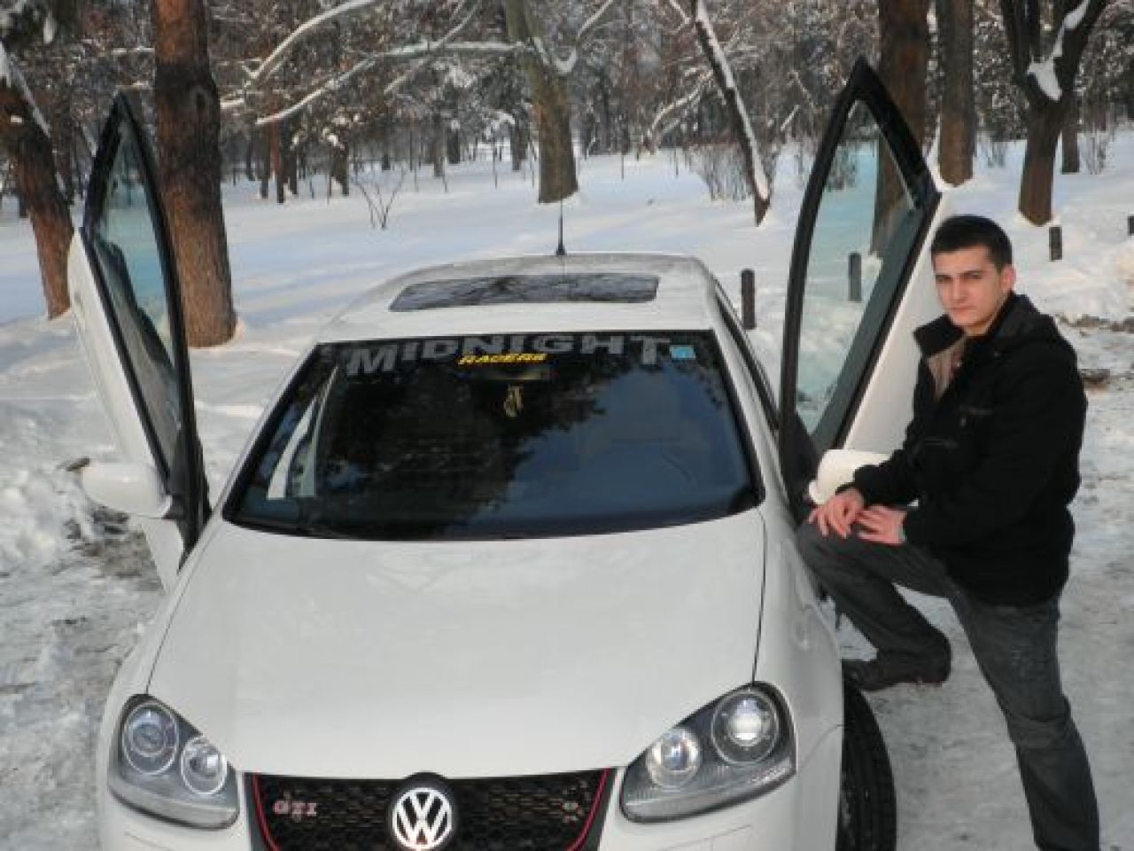 Sambata, ora 12.00, la ProMotor: Lorena Trica, intre Dacie si BMW X3!_16