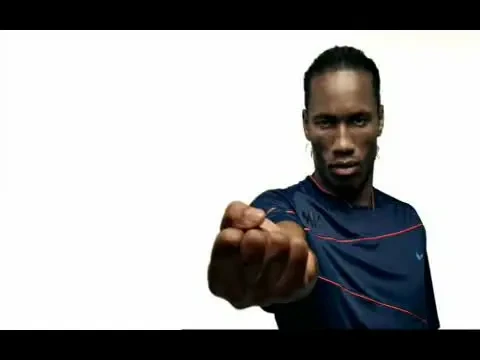 VIDEO / Ce fac Drogba, Sharapova si Arshavin cu sireturile Nike Red!