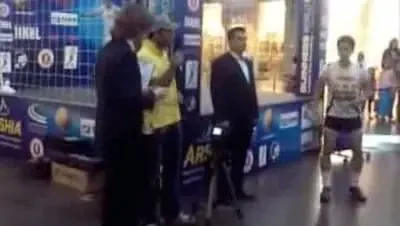 VIDEO! A batut recordul mondial la tinut pe picior cu mingea de TENIS!