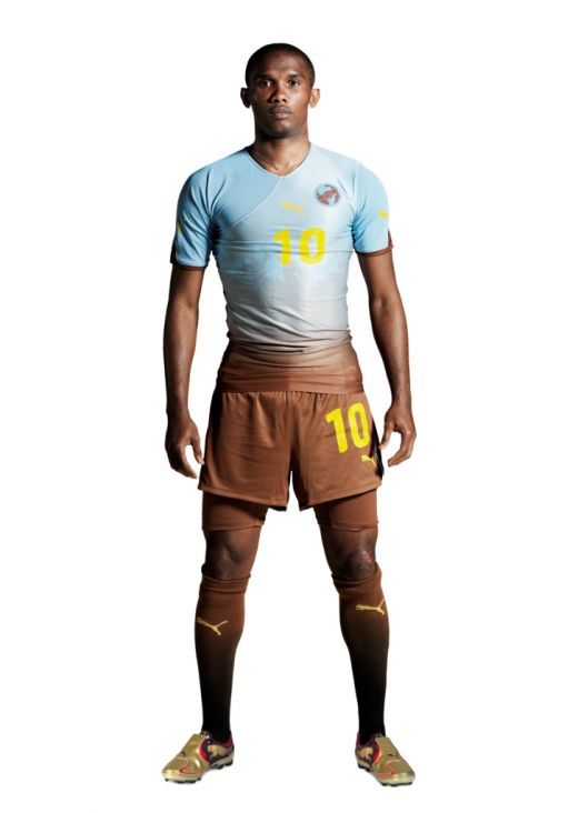 4 picturi cu jucatori de fotbal africani, comandate de catre PUMA artistului Kehinde Willey_9
