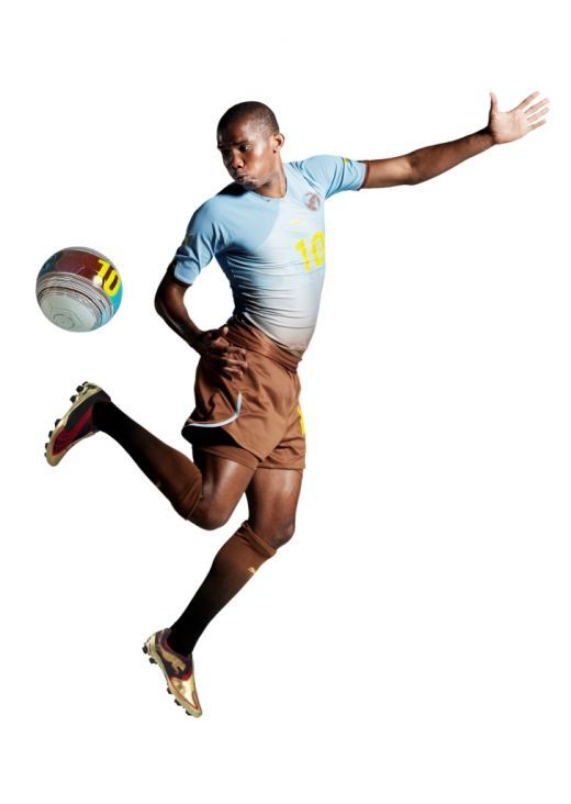 4 picturi cu jucatori de fotbal africani, comandate de catre PUMA artistului Kehinde Willey_17