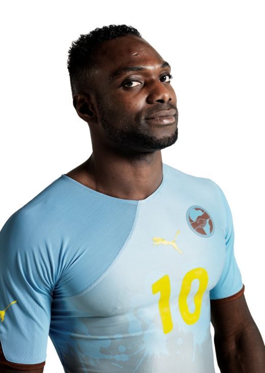 4 picturi cu jucatori de fotbal africani, comandate de catre PUMA artistului Kehinde Willey_34