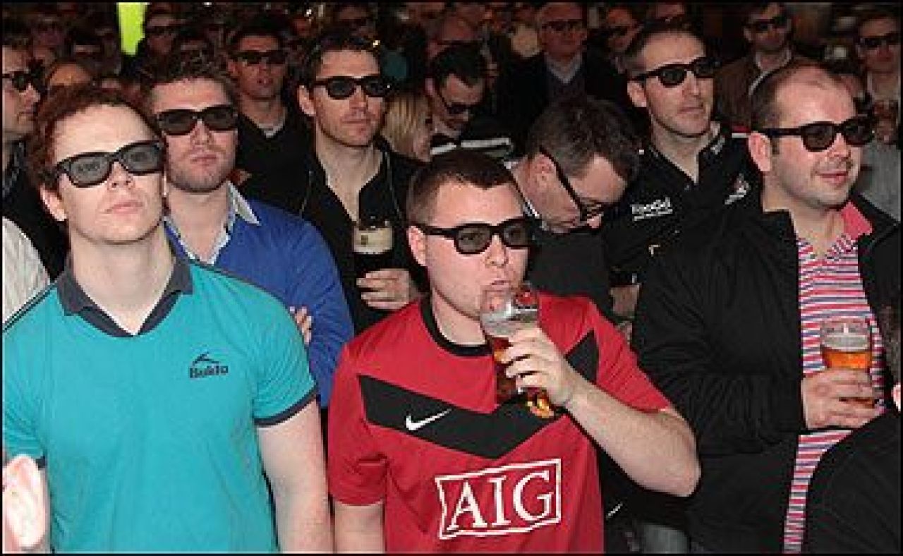 Isteria Avatar a cuprins fotbalul! Cum s-au vazut golurile lui Rooney in 3D!_2