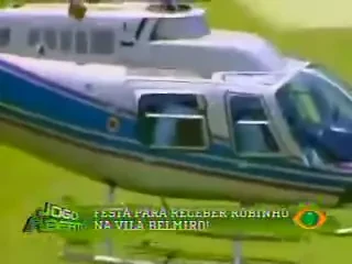 VIDEO / Robinho, prezentat ca un ZEU la Santos! Elicopter, Pele si 15.000 de fani: