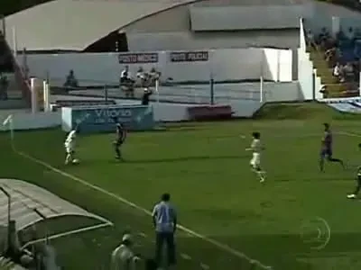 Cel mai prost brazilian! VEZI cum imita bicicleta lui Robinho!