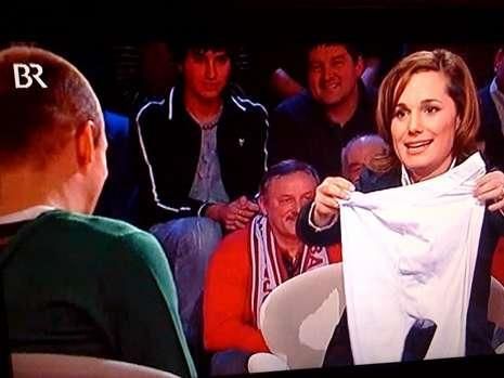 Culoarea colantilor purtati de Robben nu este agreata de Liga Profesionista Germana! FOTO:_3