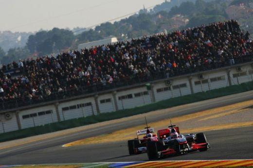 VIDEO Alonso e ZEU: a strans 36.000 de oameni la primul test cu Ferrari!_2