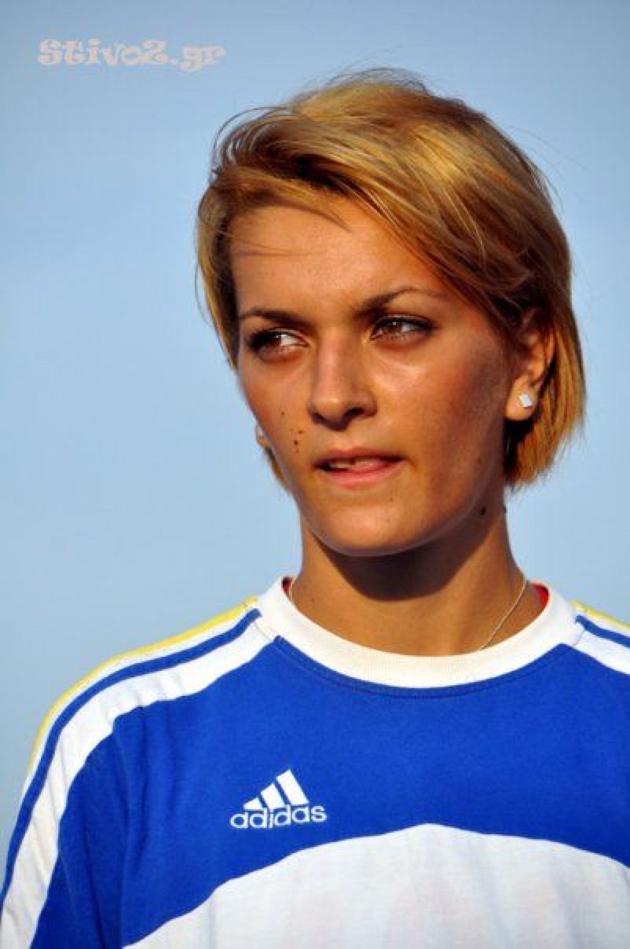 INTERVIU! Cea mai sexy atleta din Romania tine cu Dinamo si ar poza in Playboy... in tinuta speciala :)_4