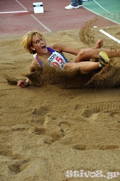 INTERVIU! Cea mai sexy atleta din Romania tine cu Dinamo si ar poza in Playboy... in tinuta speciala :)_12