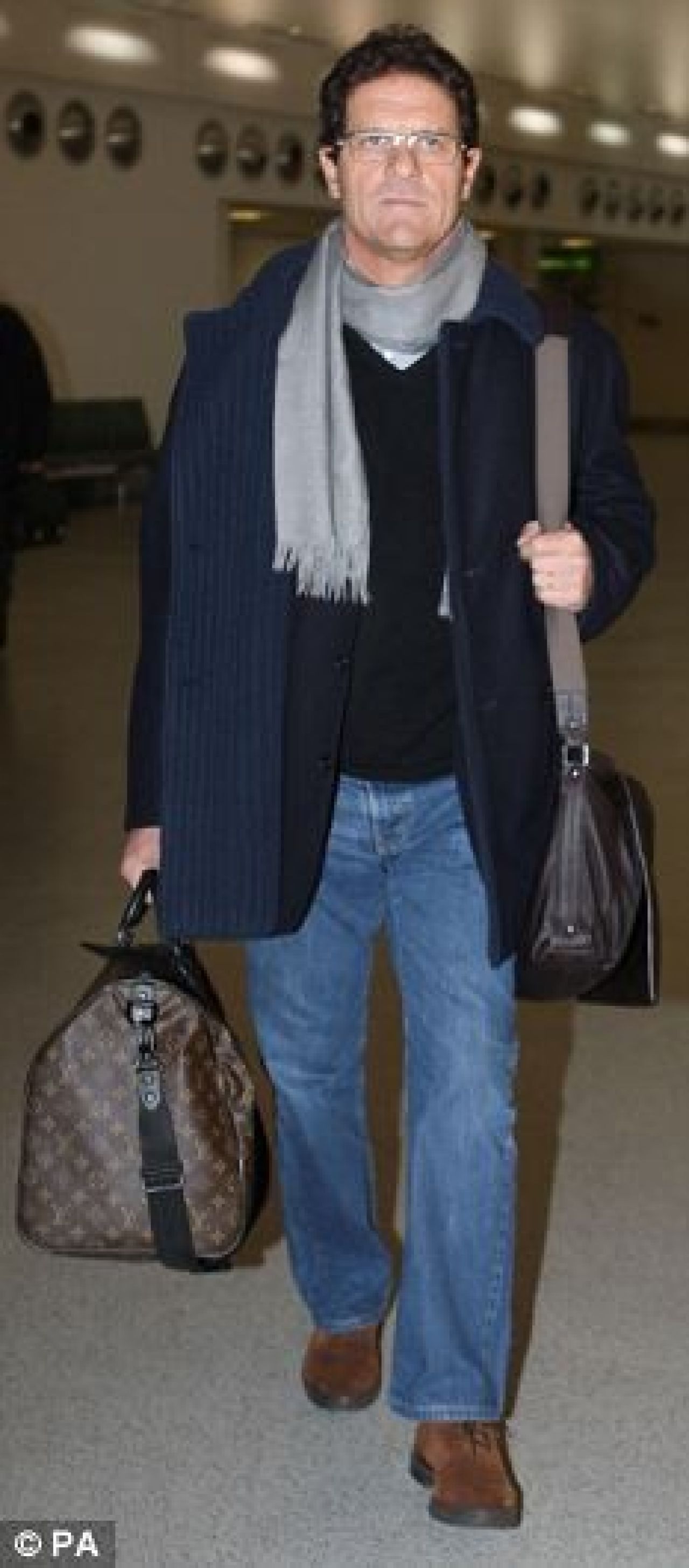 FOTO / Sotia lui John Terry il vrea inapoi: