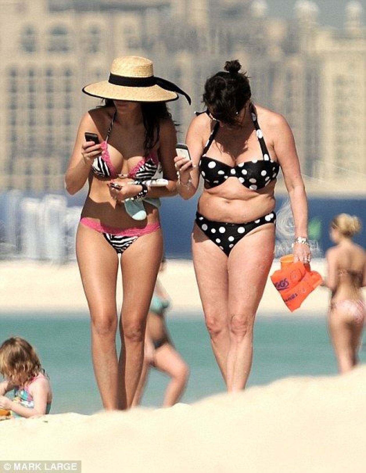 FOTO / Sotia lui John Terry il vrea inapoi: