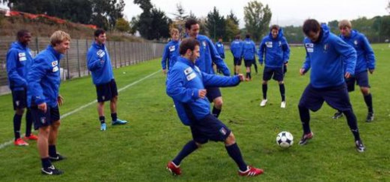 Cardoso a marcat pentru nationala Italiei unde este coleg cu Macheda de la United! FOTO:_3