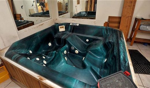 Prins la bordel, Avram Grant e aparat de sotie: 