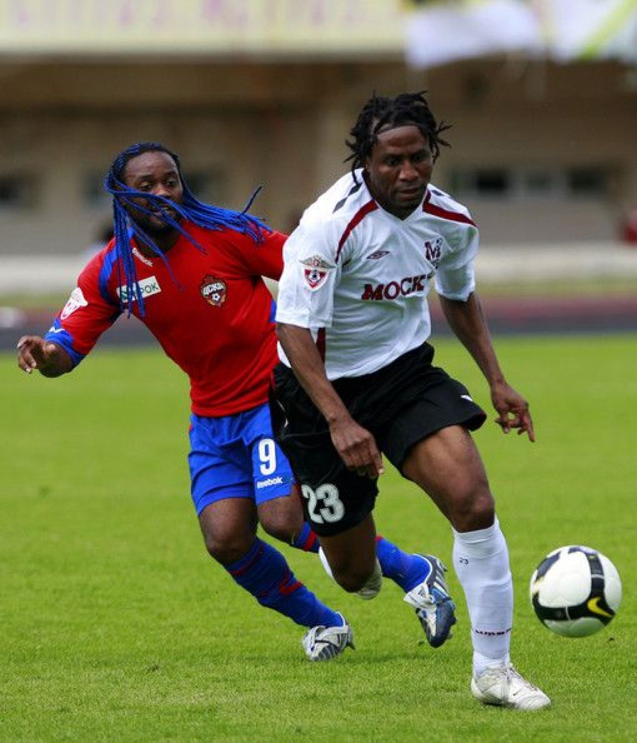 Okoronkwo, fost jucator la Sahtior si FC Moscova, la Steaua?_5