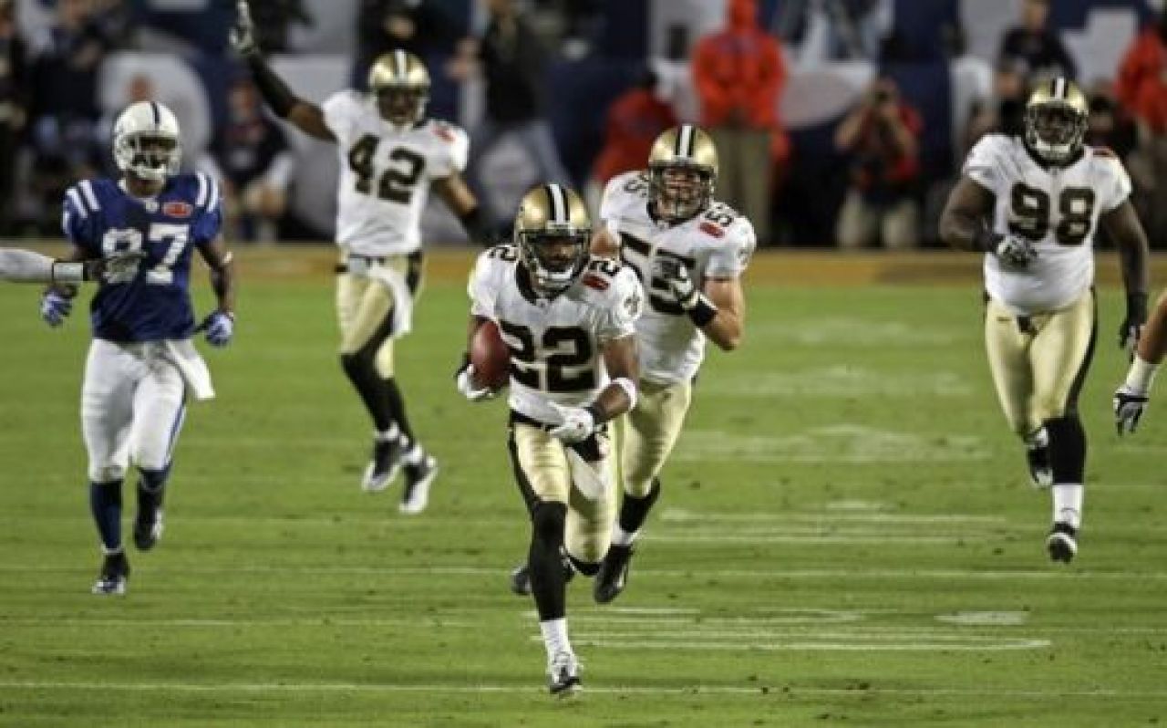 FOTO si VIDEO! New Orleans Saints a castigat Super Bowl-ul! Vezi super SHOW-ul in 100 de imagini!_4
