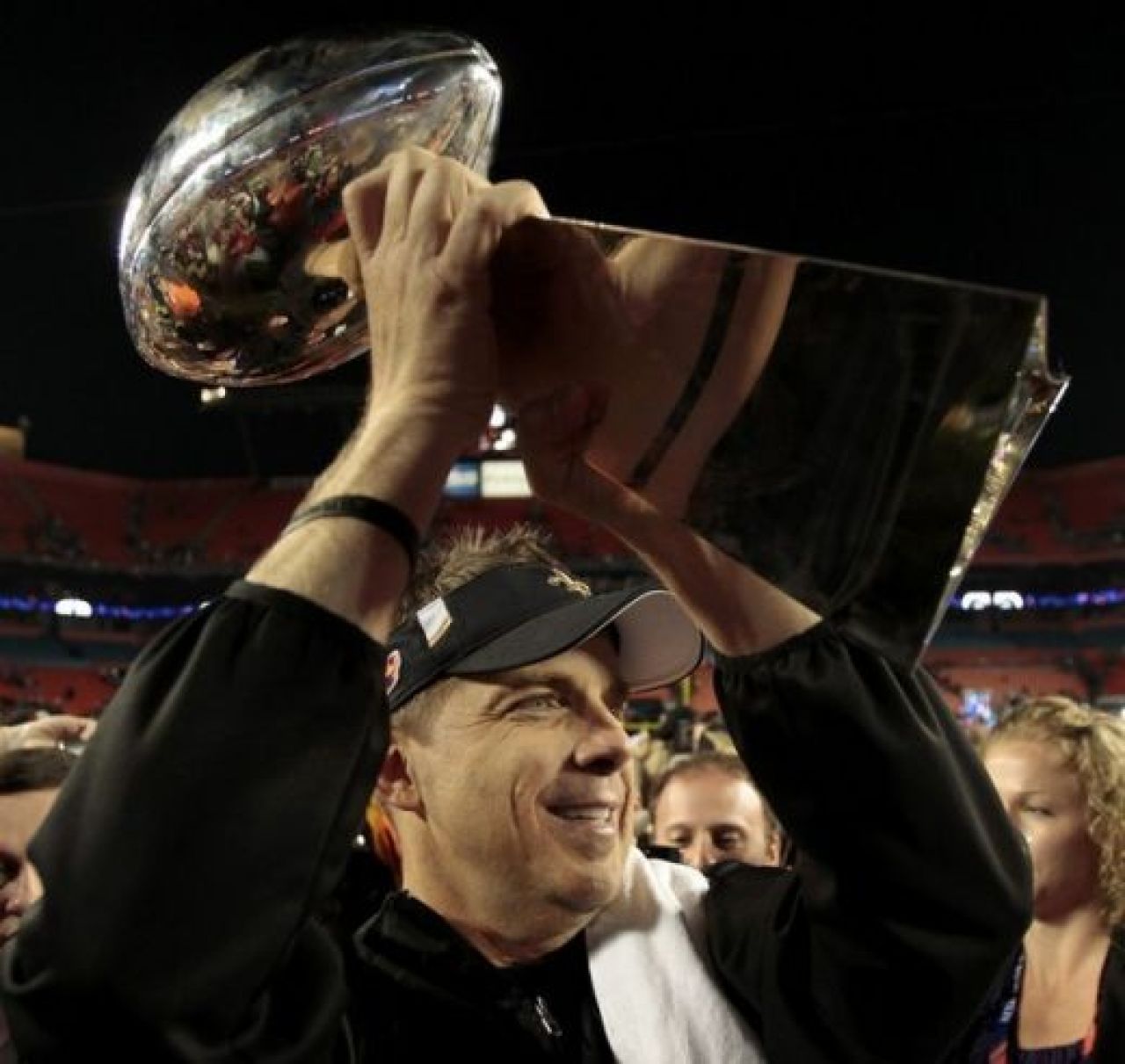 FOTO si VIDEO! New Orleans Saints a castigat Super Bowl-ul! Vezi super SHOW-ul in 100 de imagini!_15