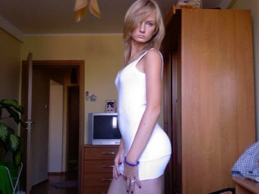 INTERVIU! A sarit 1,88 metri in inaltime, ii plac foarte mult tatuajele lui Mutu si ar poza in lenjerie intima!_10
