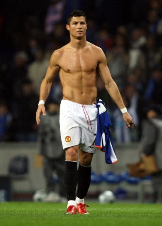 FOTO HOT: Vezi care sunt cei mai SEXY 10 fotbalisti din lume:_4