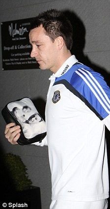 FOTO / Terry a plecat la Dubai pentru a implora iertare!_6