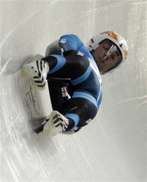 Imagini TRAGICE! Un georgian a MURIT la Vancouver dupa un accident oribil cu sania!_16