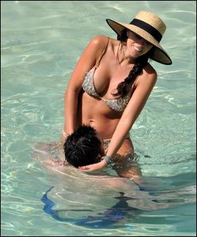 VIDEO! Cum si-a recucerit Terry sotia inainte de Valentine's Day? A dus-o pe un vas de 3.5 mil euro_2