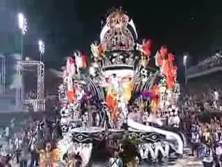 VIDEO! Ronaldo, rege in Brazilia! Cum a petrecut la Carnaval si cum l-a salvat POLITIA!