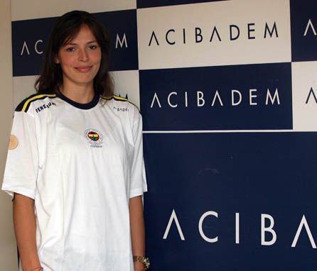 Care e cea mai sexy voleibalista din lotul lui Fenerbahce? FOTO:_6