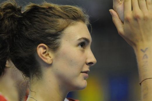 Care e cea mai sexy voleibalista din lotul lui Fenerbahce? FOTO:_16