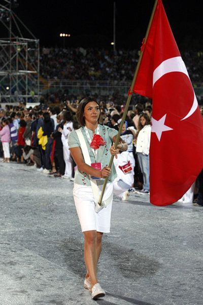 Care e cea mai sexy voleibalista din lotul lui Fenerbahce? FOTO:_19