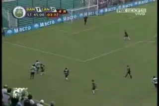 VIDEO Cum se joaca fotbalul in tara lui&nbsp;Maradona! Vezi super schema anului!