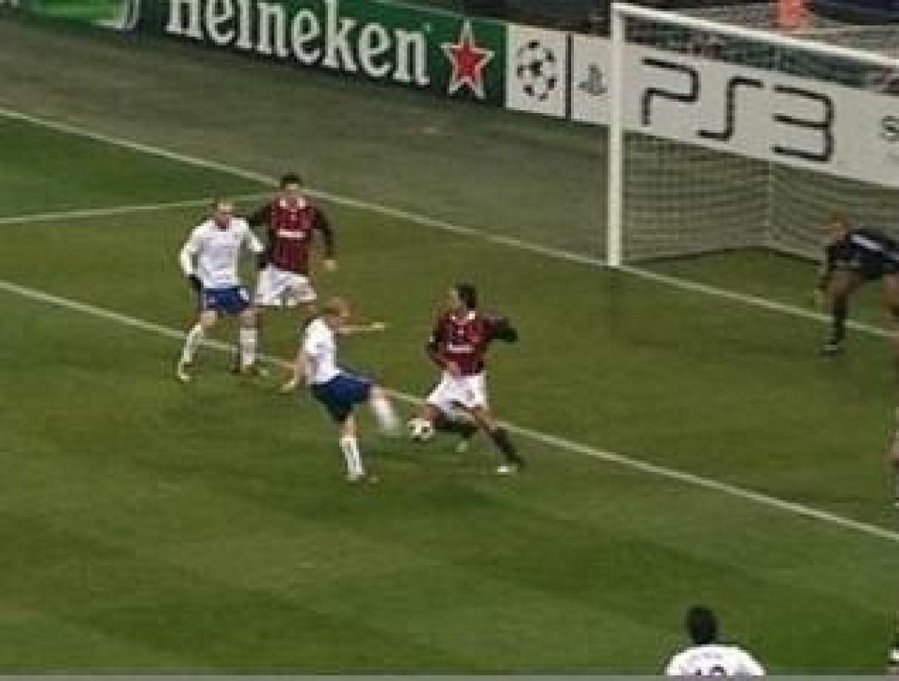 Dubla Rooney, super gol Seedorf: Milan 2-3 Manchester United! VIDEO REZUMAT
_3