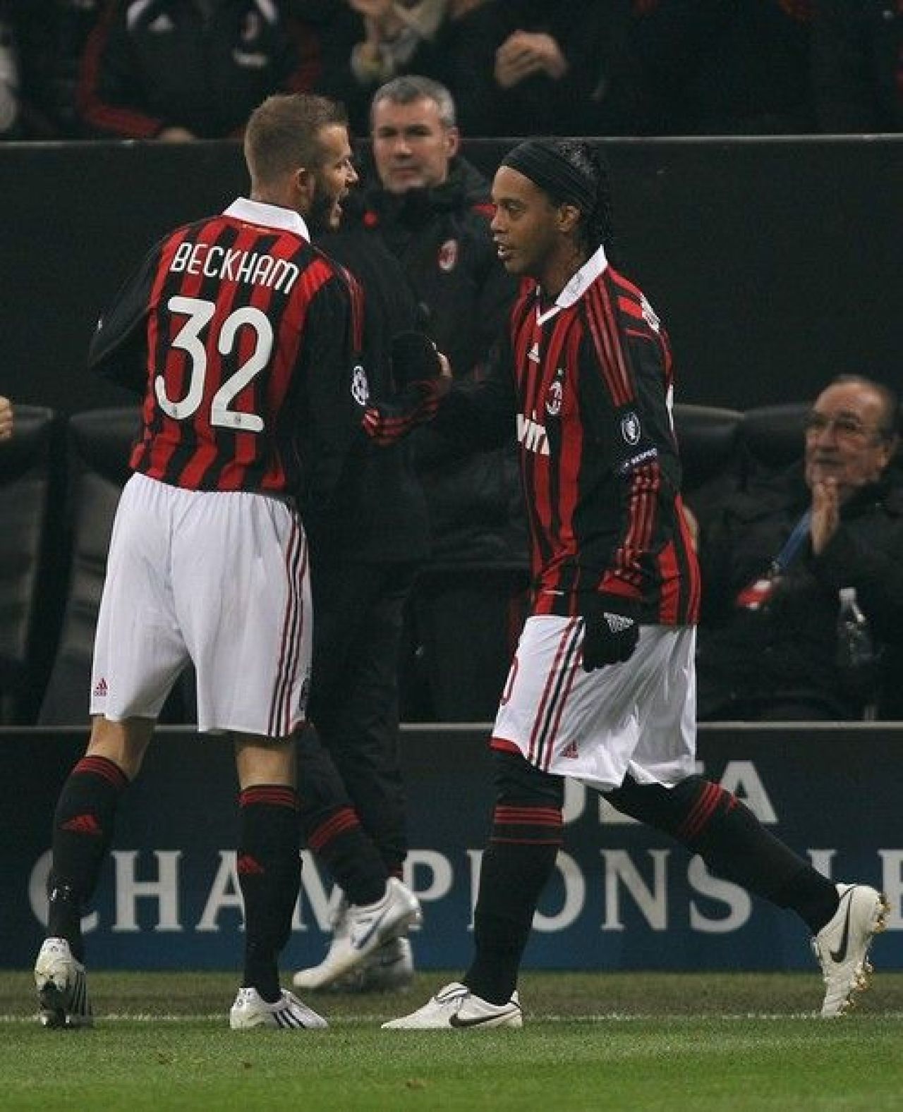 Dubla Rooney, super gol Seedorf: Milan 2-3 Manchester United! VIDEO REZUMAT
_16