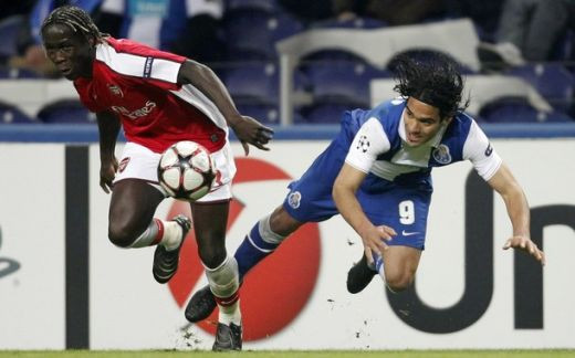 Cum sa te bati singur :) Arsenal isi da autogol si pierde la Porto cu 2-1! Vezi rezumat_13