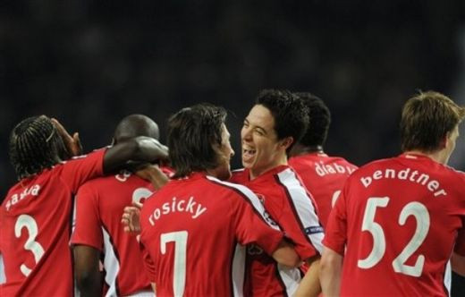 Cum sa te bati singur :) Arsenal isi da autogol si pierde la Porto cu 2-1! Vezi rezumat_15