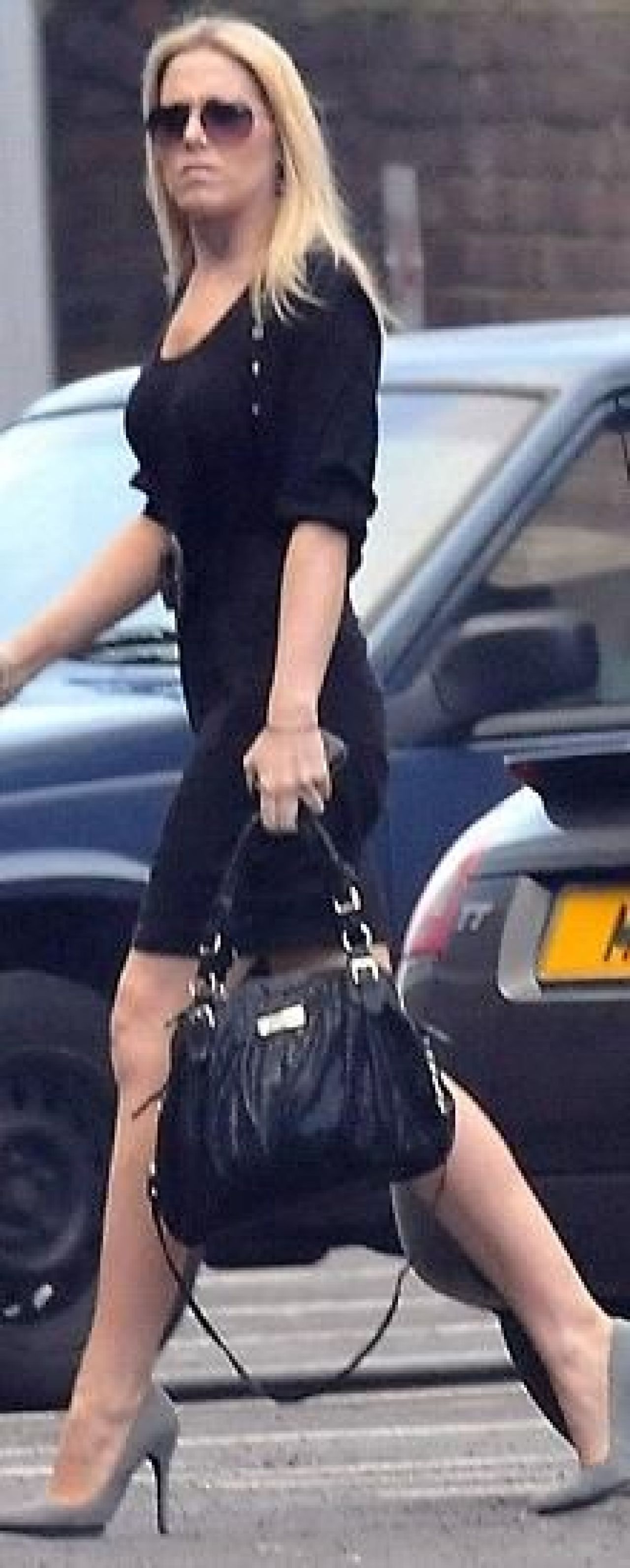 FOTO / Ashley Cole nu a ratat-o nici pe secretara lui Liverpool! Cheryl baga divort:_6