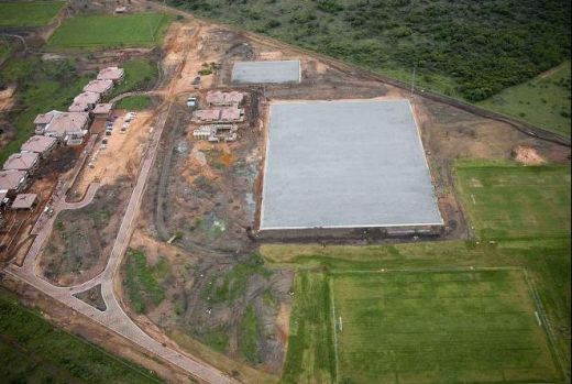 FOTO / Baza Angliei din Africa de Sud se afla in PARAGINA!_5