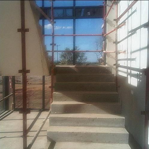 FOTO / Baza Angliei din Africa de Sud se afla in PARAGINA!_7