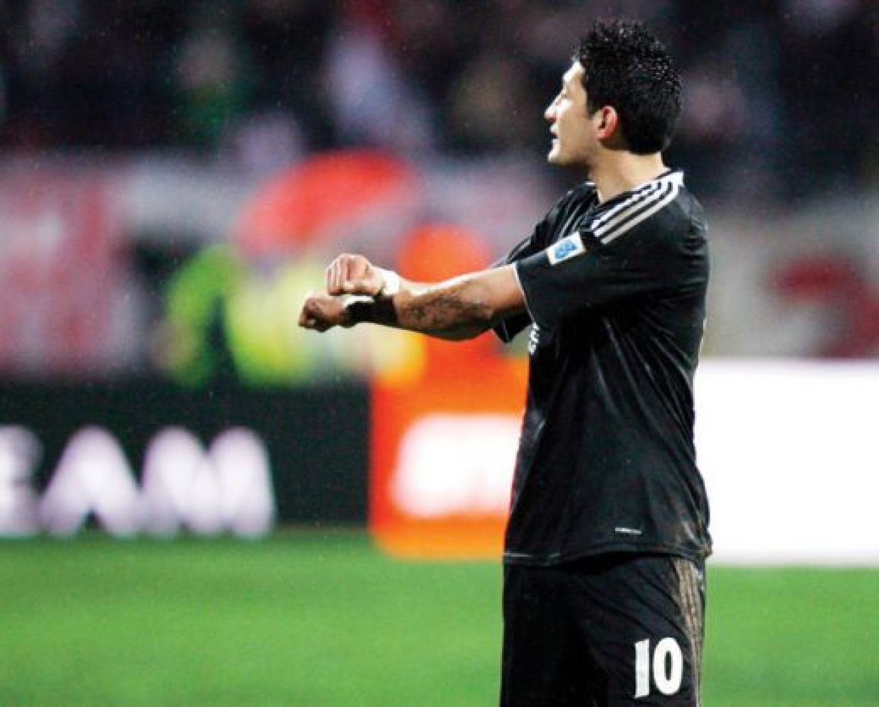 Dinamo merge la comisii sa-l suspende pe Costea: