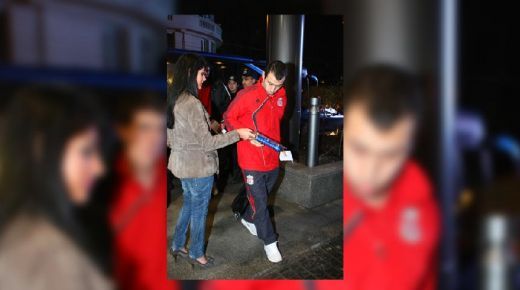 VIDEO Vibratoare in centrul Bucurestiului pentru jucatorii lui Liverpool! VEZI imagini!_3