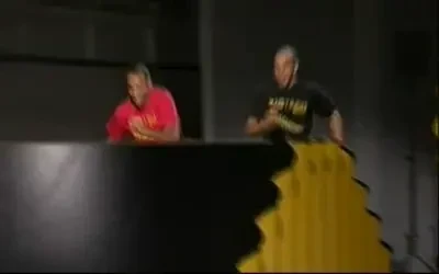 VIDEO / Henry si Hamilton se iau la intrecere intr-o cursa cu ostacole! Vezi cine castiga: