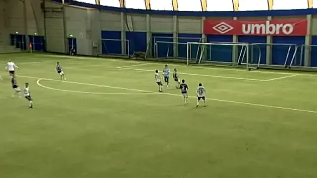 VIDEO / Norvegienii au si ei un Zapata al lor! Vezi cum s-a facut de ras un portar la debut: