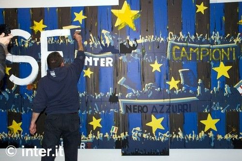 SUPERFOTO / Ce mesaj i-au transmis fanii lui Chivu!_2